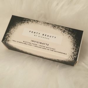 Fenty Beauty - Invisimatte blotting paper